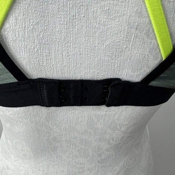 Victoria Sport Women's 34C Incredible Sports Bra Green Multi Geo Racerback - Picture 6 of 12